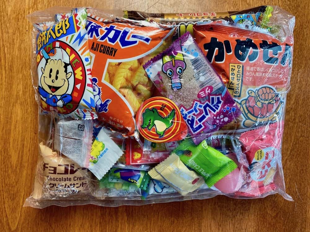 SHOGUN CANDY Japanese snacks assortment 30pcs full of dagashi.