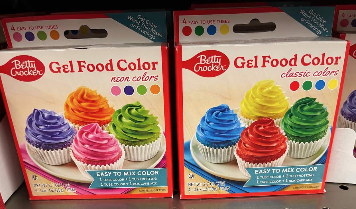 Wilton 12 Piece Concentrated Gel Icing Colour Set Multicoloured
